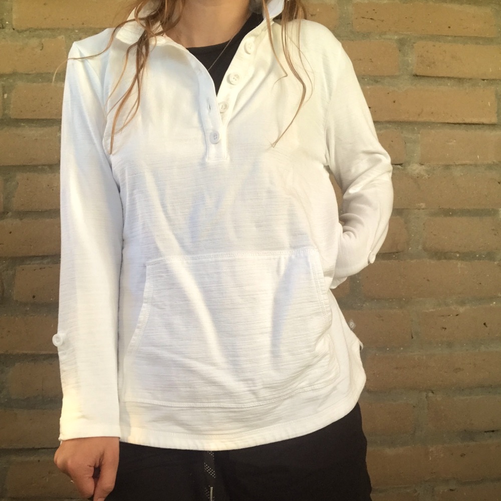 T by Talbots white pullover sweatshirt
